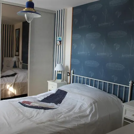 Bord De Spacieuse Piscine Chauffe Privative * Brétignolles-sur-Mer